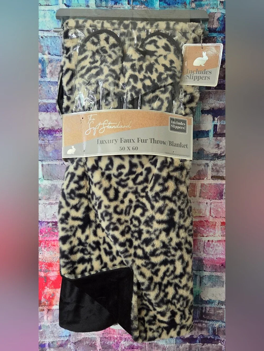 Luxury Leopard Print Faux Fur Throw Blanket- Slippers Included